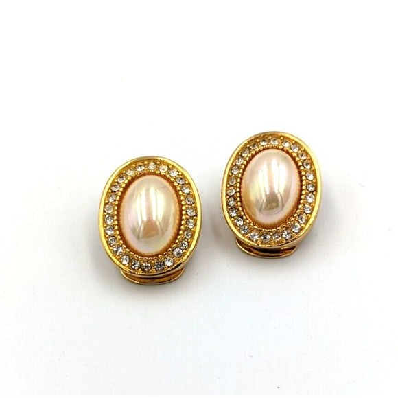 Vintage Christian Dior Oval Faux Pearl Rhinestones Gold Tone Clip On Earrings - Picture 1 of 11